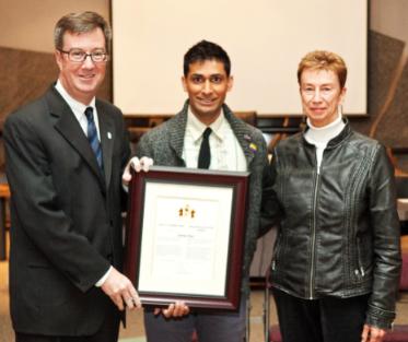Dias receives Mayor’s City Builder Award