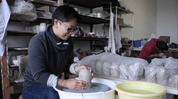 Wai-Yant Li gives ceramics new legs