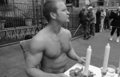 Video: Naked muscle man eats lunch at Main and Hastings