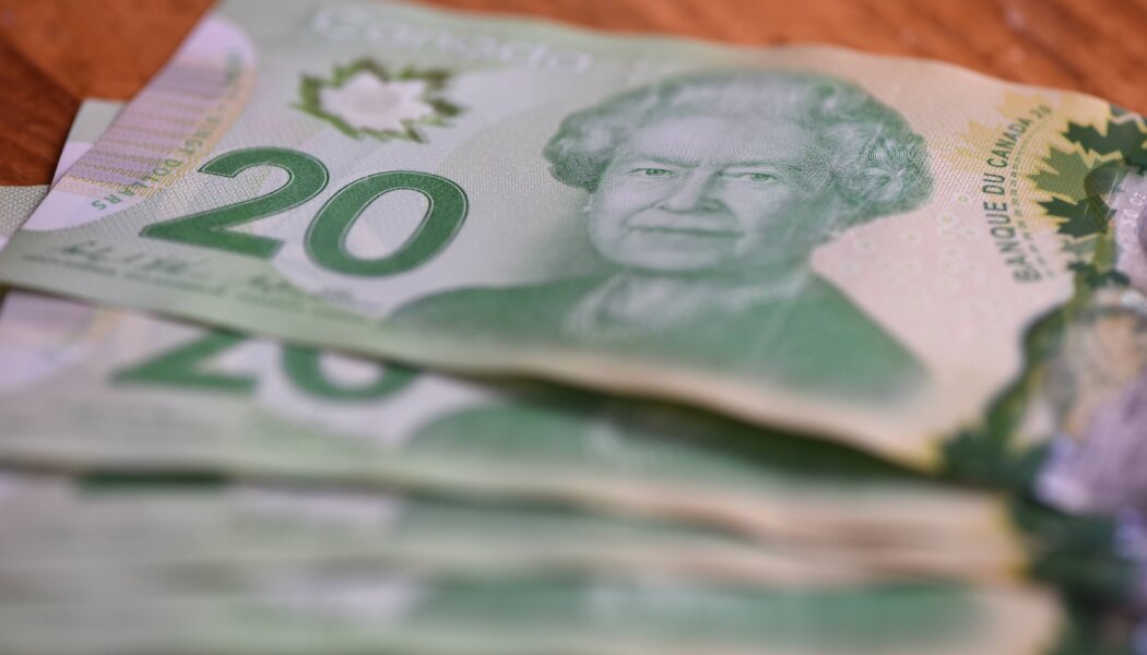 Queer Canadians make way less money than straight men: report