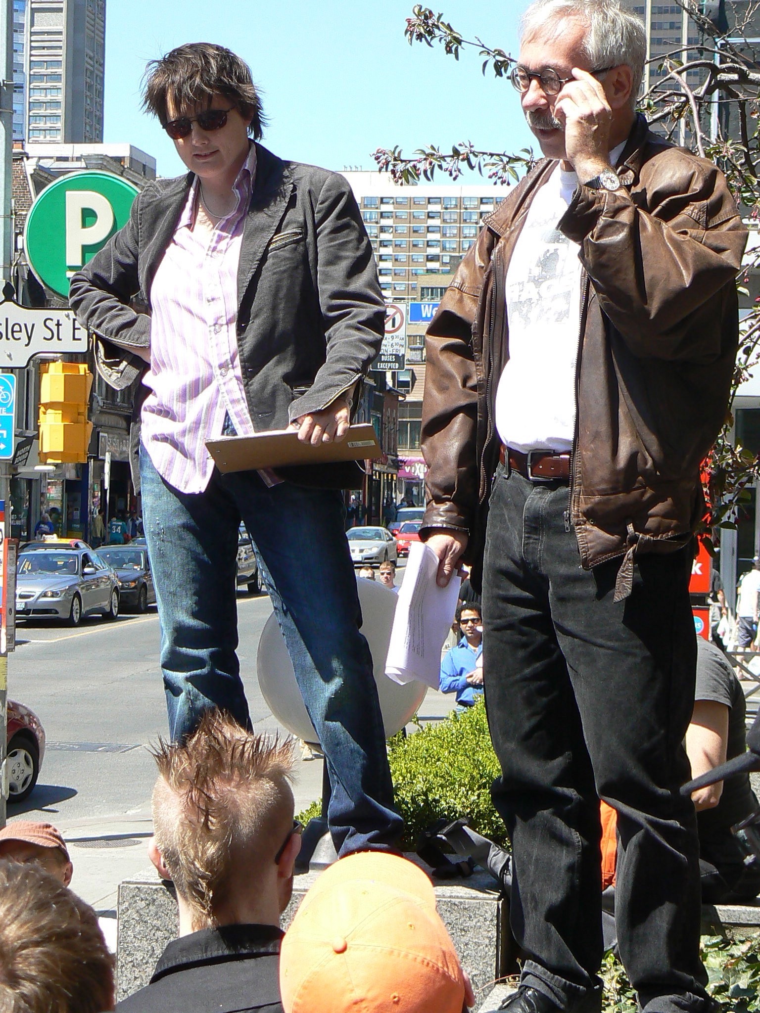 Jane Farrow and Gerald Hannon on a walking tour of queer Toronto history in 2006.