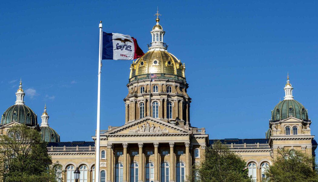 Iowa Republican lawmakers propose same-sex marriage ban