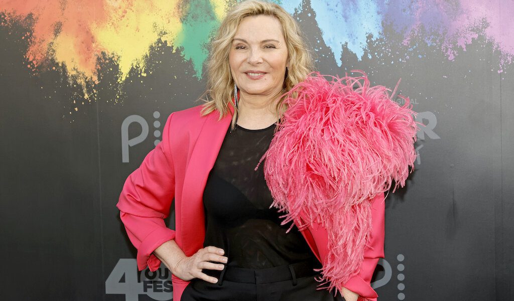Kim Cattrall returns to the ‘SATC’ universe, Pence is pissed about drag queens, new report on U.K. military homophobia, support for queer rights at an all-time high and Spice Girls owe it all to the gays